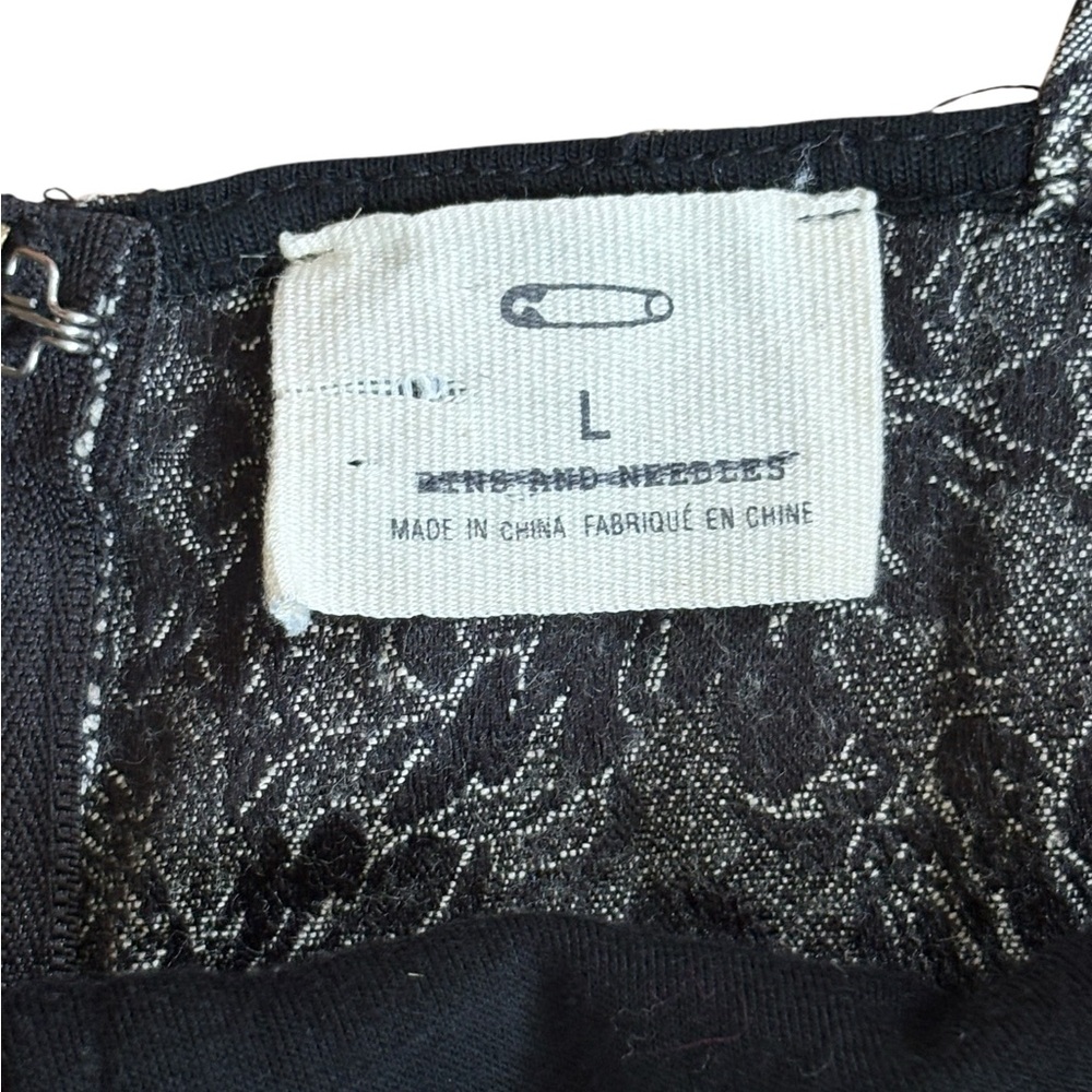 Urban Outfitters Pins & Needles Black & Cream Lace Bralette BraletteTop - Picture 7 of 7
